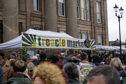 The Treacle Market 100 banner in action