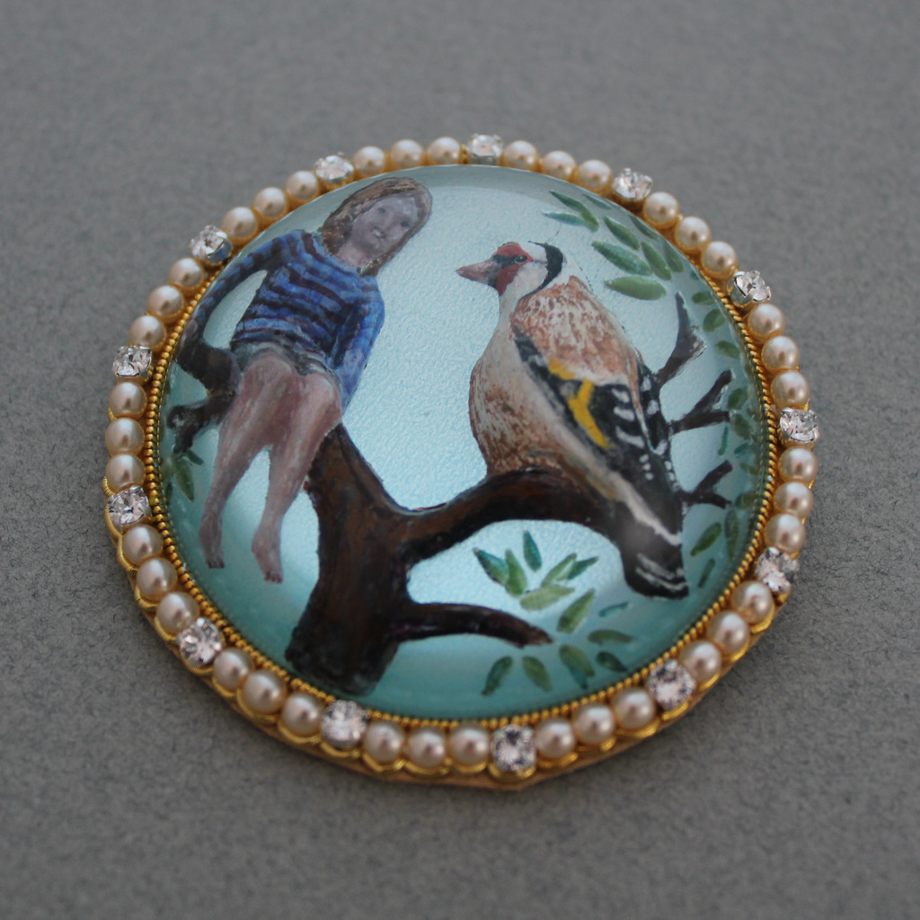 Essex Crystal of girl and goldfinch in tree